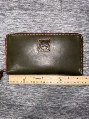 Dooney & Bourke HTF Fern Florentine Leather Zip around